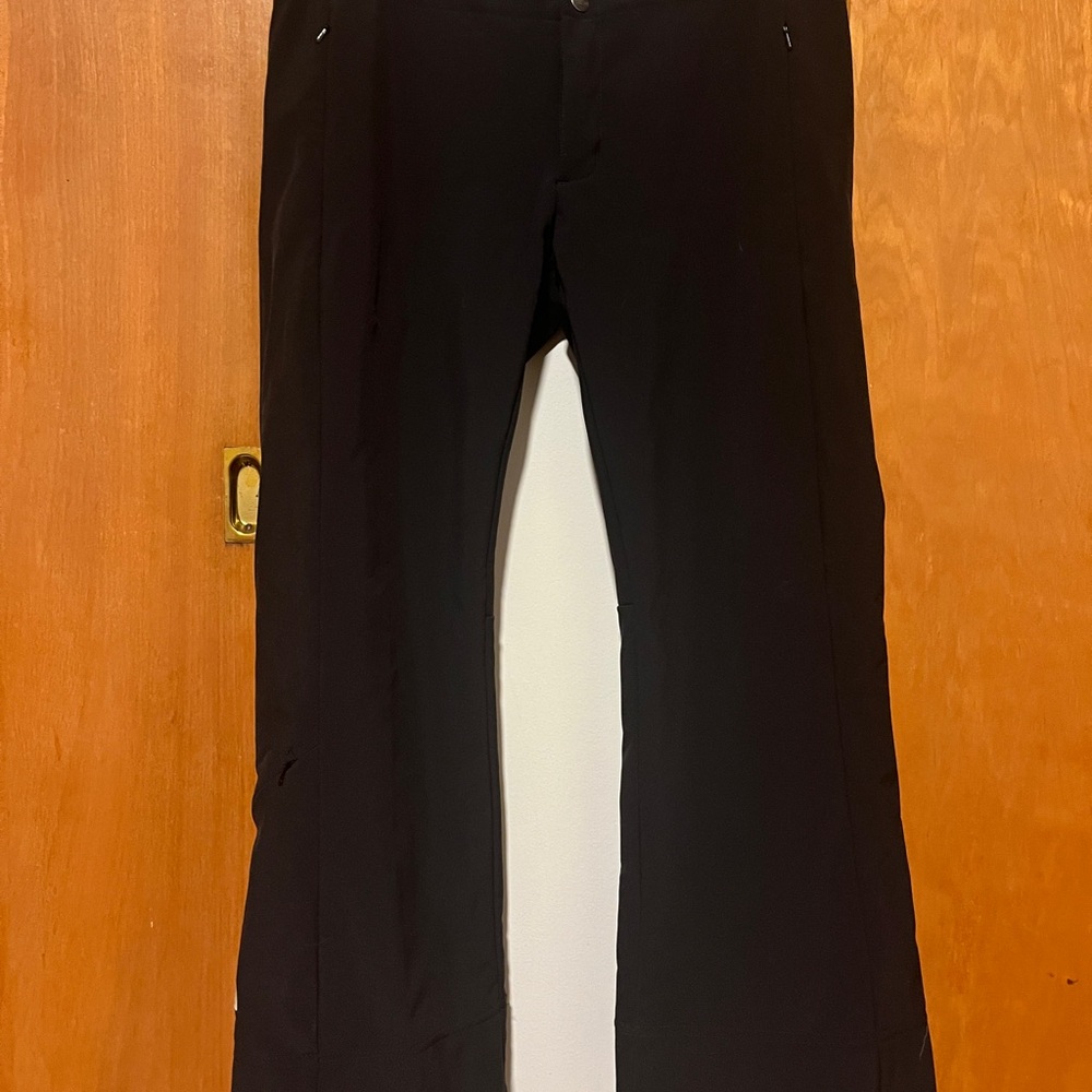 Women’s The North Face S.T.H Flared Ski Pants. Size medium short.
